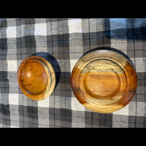 Solid Wood Treasure Bowl - Picture 2 of 9